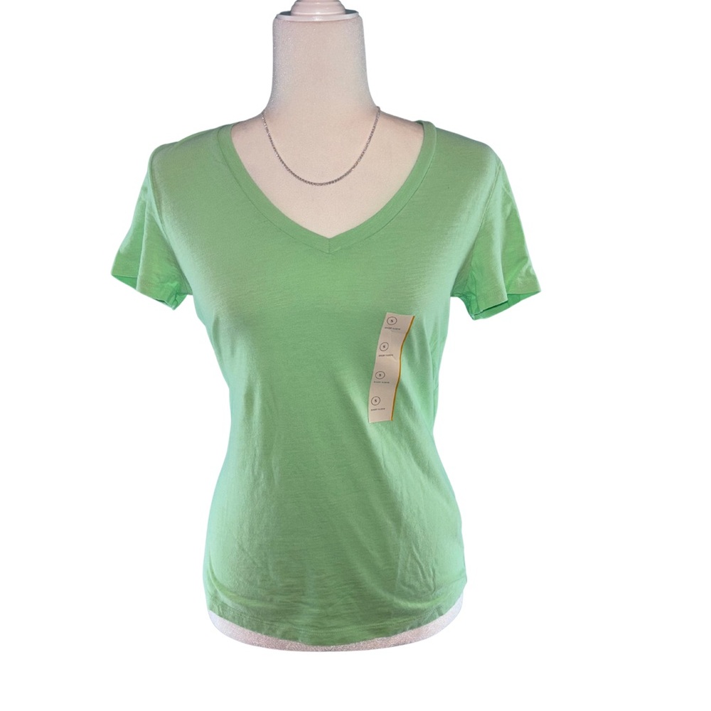 Universal Thread Women’s Mint V-Neck Tee Sizes S and L - NWT Discontinued Target